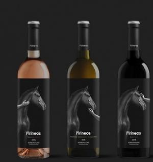 Вино, лошадь, природа
