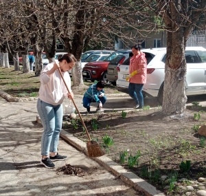 Весенний субботник прошел в ГКУ &quot;Ставропольвиноградплодопром&quot;