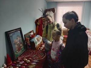 Об истории фруктов на новогодней ёлке узнали посетители ГКУ &laquo;Ставропольвиноградплодопром&raquo;