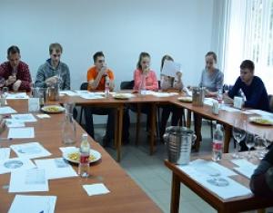 Студенты СтГАУ в роли дегустаторов.