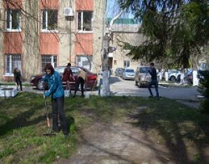 В ГКУ «Ставропольвиноградплодопром» состоялся субботник